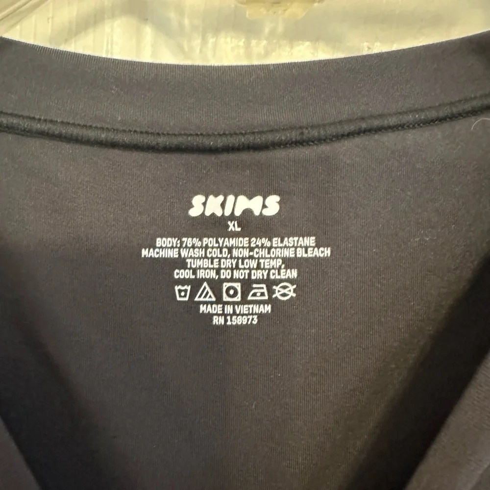 Skims bodysuit - Picture 4 of 4